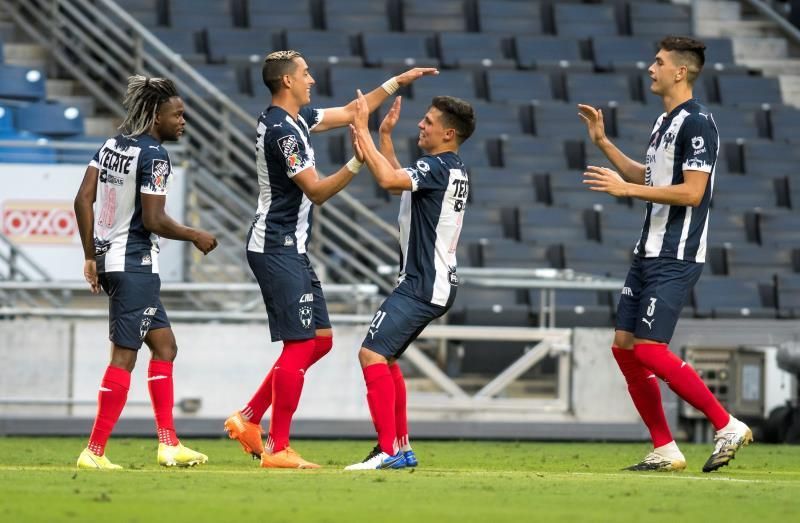3-1. El campeón Monterrey golea al Puebla del peruano Reynoso en el Apertura