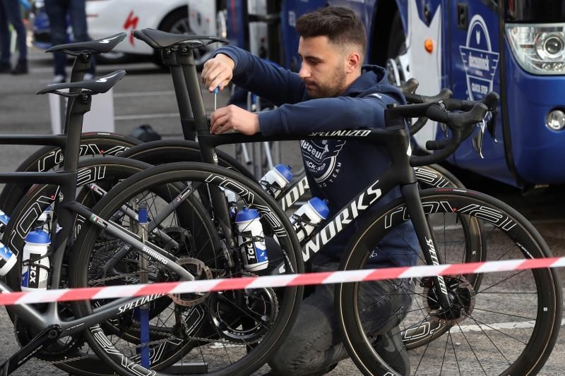 La Vuelta de la ilusión arranca en Irún con un desafío: llegar a Madrid