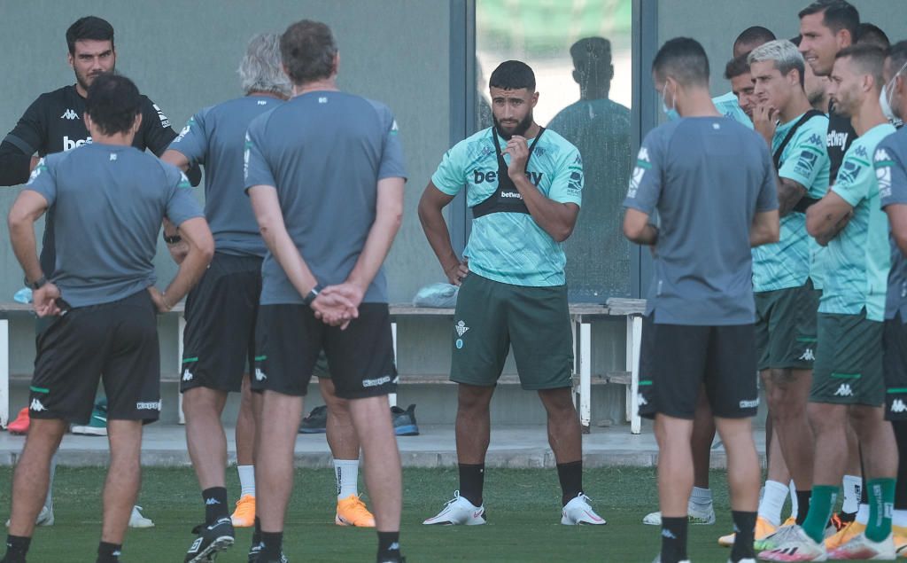 La enfermería del Betis sigue sin vaciarse