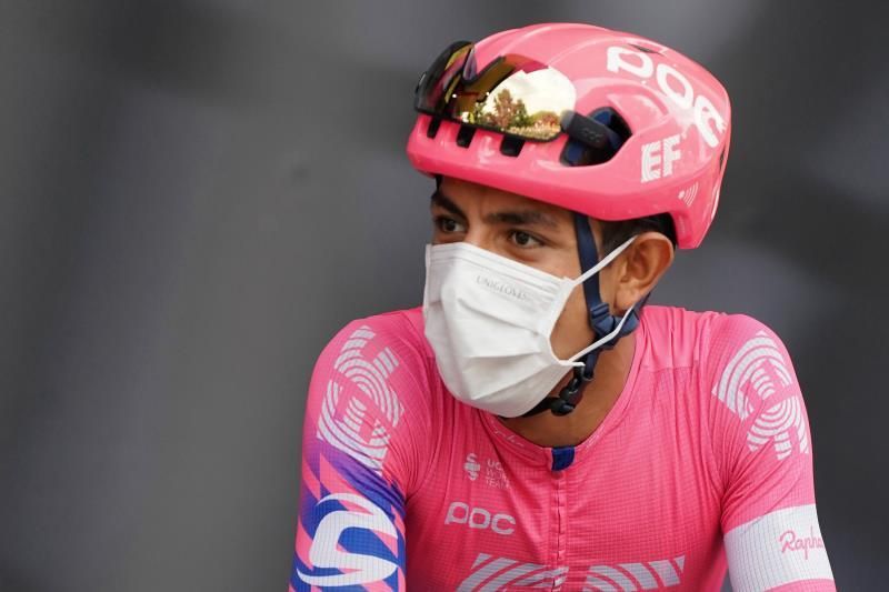 El colombiano Daniel Martínez, lesionado, se retira de la Vuelta