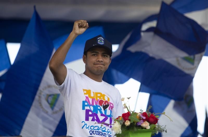 Acusan a un campeón de boxeo nicaragüense de usar sus influencias contra de inversores