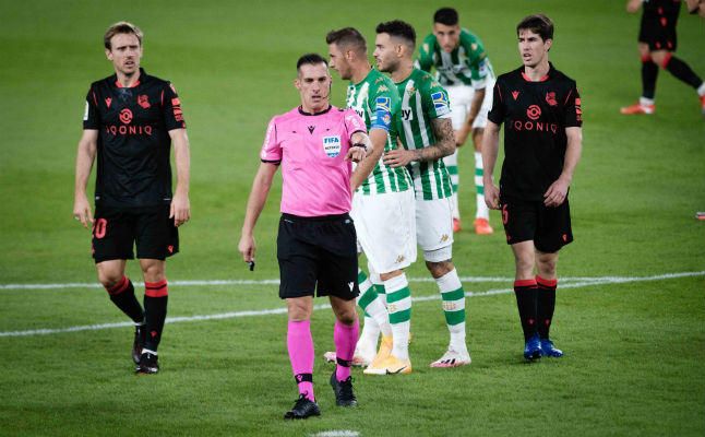 El acta del polémico Clásico revela que los árbitros tenían al Betis en el subconsciente