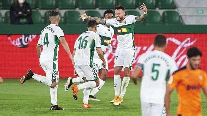 El Elche amenaza al Betis: su efectividad, a la altura del Bayern
