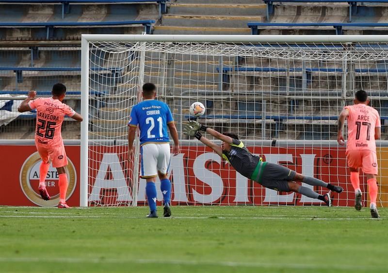 2-1. Bolívar deja escapar el empate a seis minutos del final