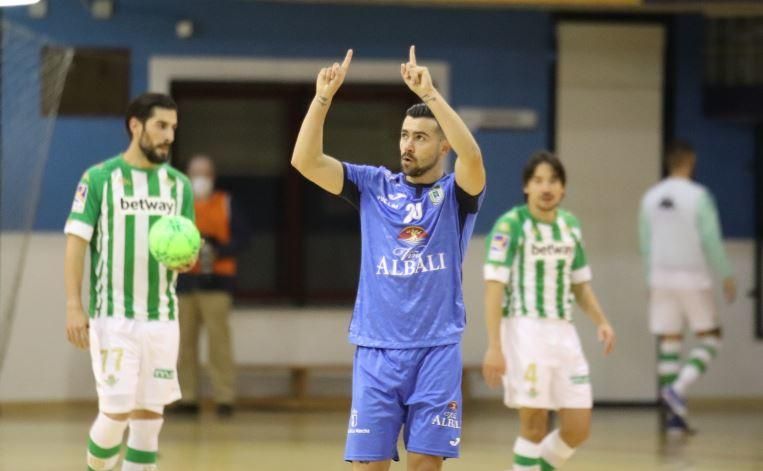 Fin a dos años de racha en casa del Real Betis Futsal (1-6)