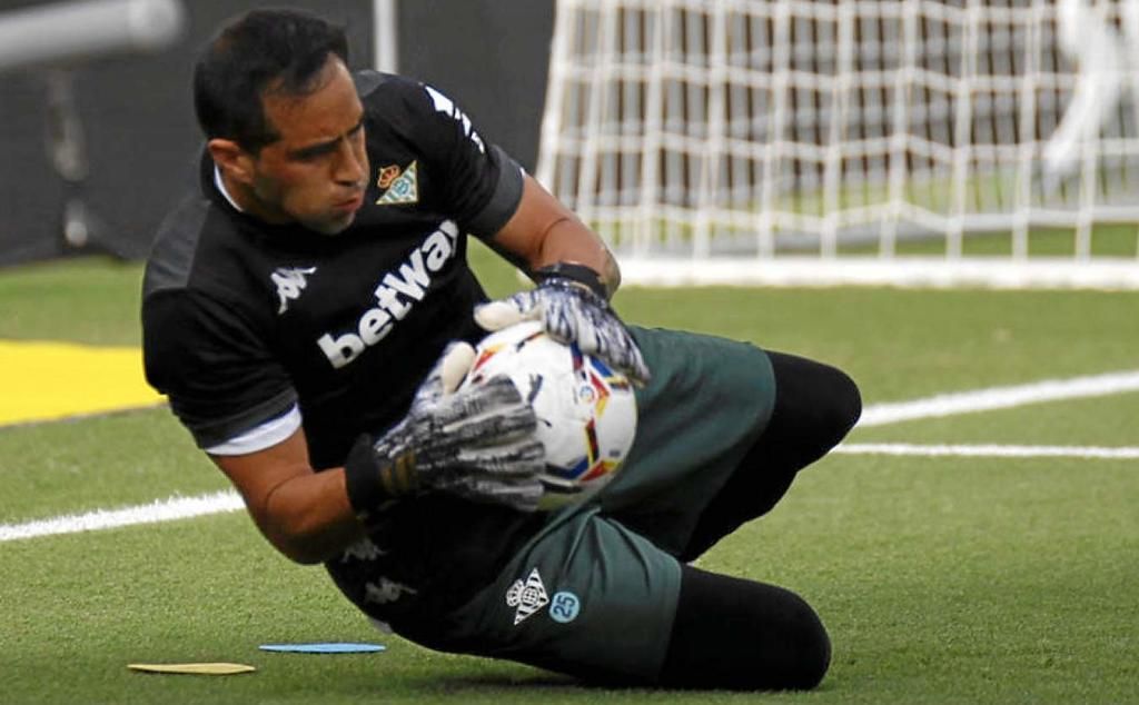 Bravo: los goles en contra y los objetivos del Betis esta temporada