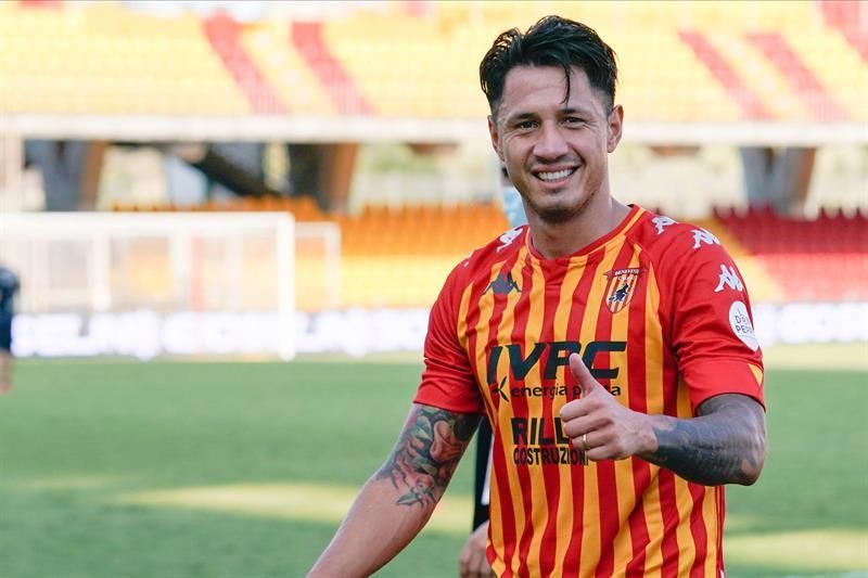 Perú convoca al 'italiano' Lapadula y al 'suizo' Rhyner para enfrentar a Chile