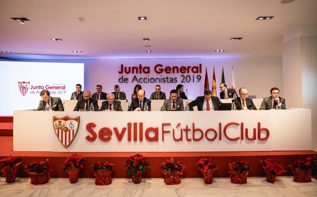 El Sevilla anuncia la Junta de Accionistas para el 4 de diciembre, con los puntos del orden del día