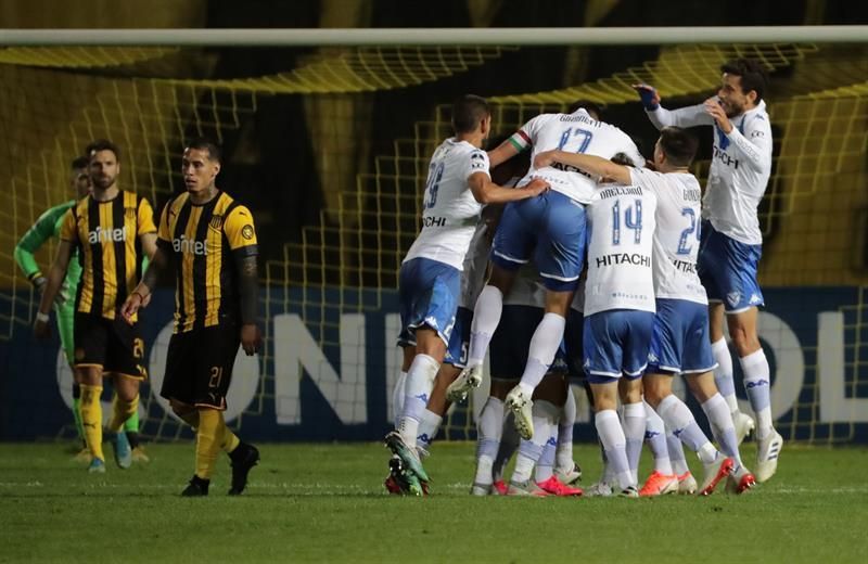 1-1. Vélez pasa a octavos con penalti a los 93 minutos y se cita con el Cali