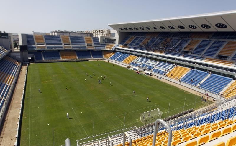 Denuncian "intento de sabotaje" en el cambio de nombre al estadio Carranza