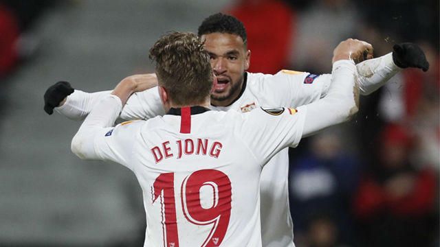 El sevillismo 'aconseja' a Lopetegui con sus delanteros