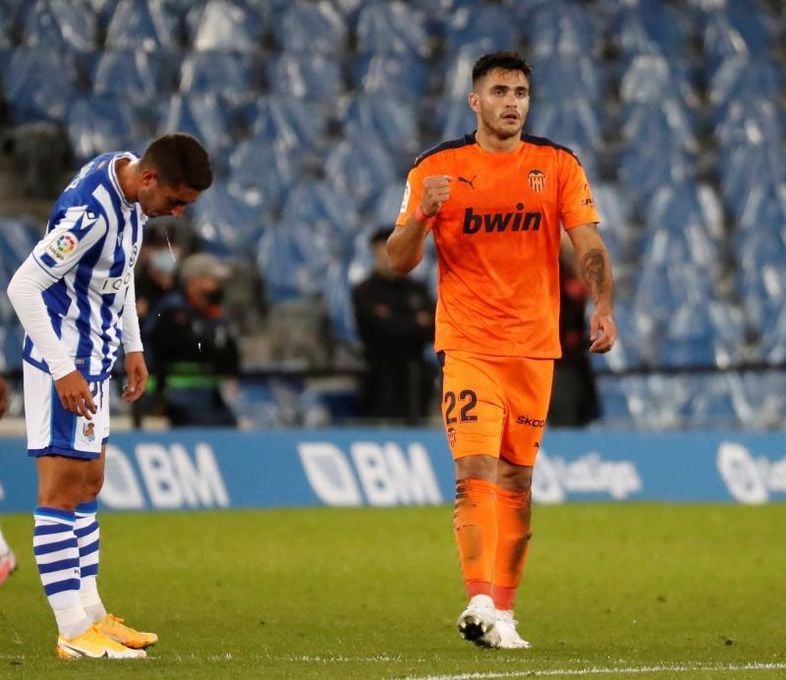 Maxi Gómez no va con la selección uruguaya por un traumatismo en la rodilla