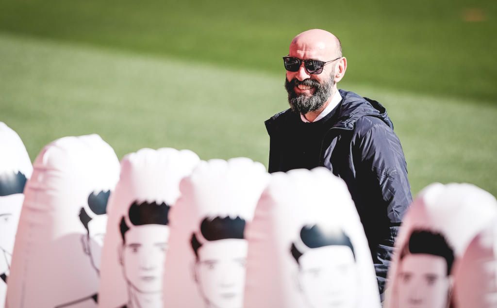 La afición del Sevilla pide un delantero como regalo de Reyes