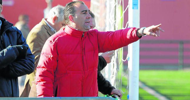 Fallece Andrés Millán, reputado entrenador del fútbol sevillano, a los 48 años