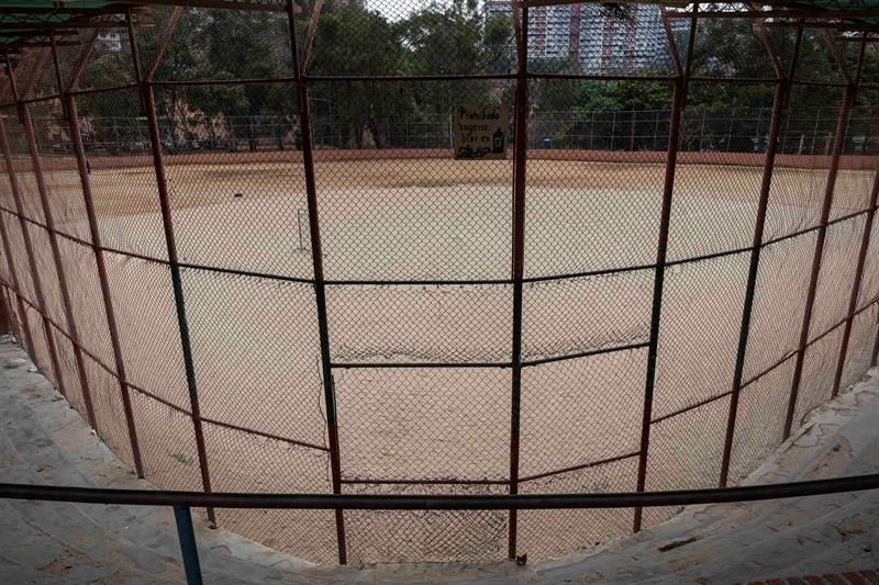 La liga venezolana de béisbol retrasa su inicio hasta finales de noviembre