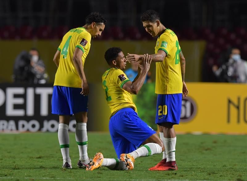 Brasil se entrena suave tras el triunfo ante Venezuela y ya piensa en Uruguay