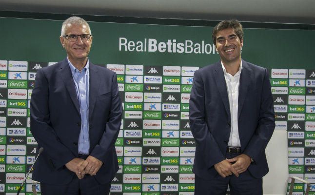 Un 'ofrecimiento' para la dirección deportiva del Betis