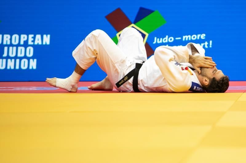 Niko Sherazadishvili se queda sin medalla en Praga