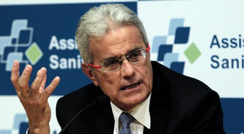 El doctor Ramon Cugat se une a la precandidatura de Víctor Font