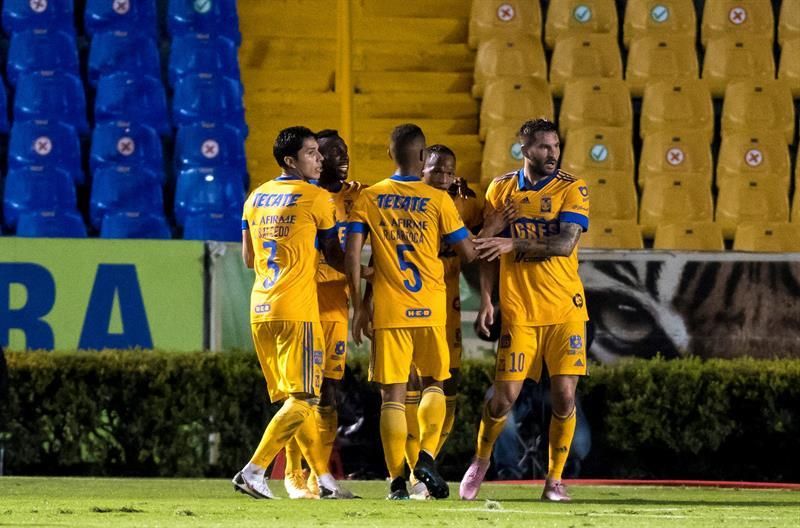 El francés Gignac anota dos goles y mete a los Tigres en cuartos de final