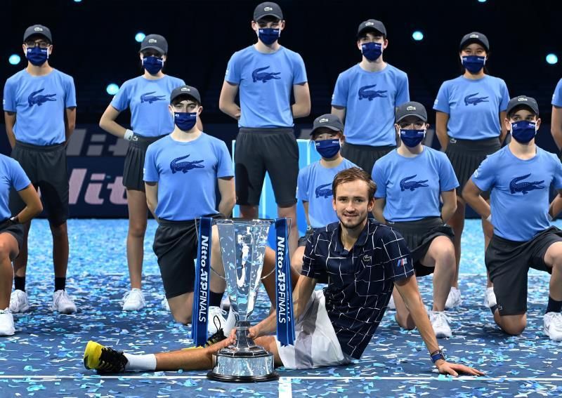 Medvedev se acerca peligrosamente a Djokovic, Nadal y Thiem