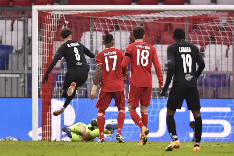 3-1. El Bayern sella pase a octavos y primer lugar del grupo
