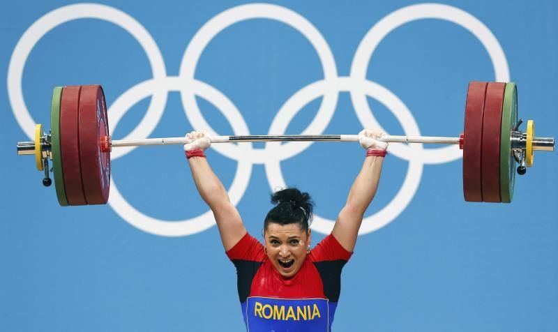 Descalificados dos medallistas y un tercer levantador rumano de Londres 2012