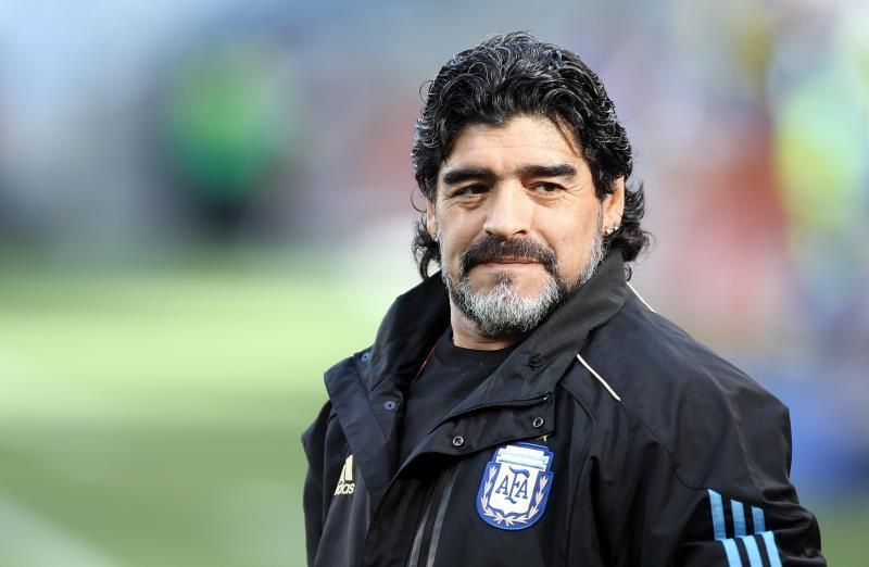 El fútbol chileno lamenta la muerte de Maradona