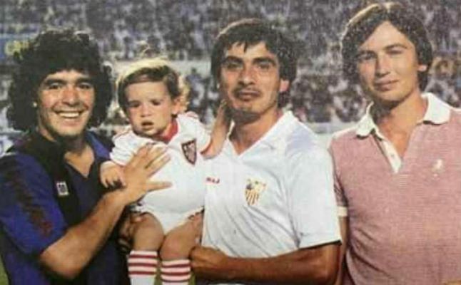 El particular tributo de José Castro a Maradona