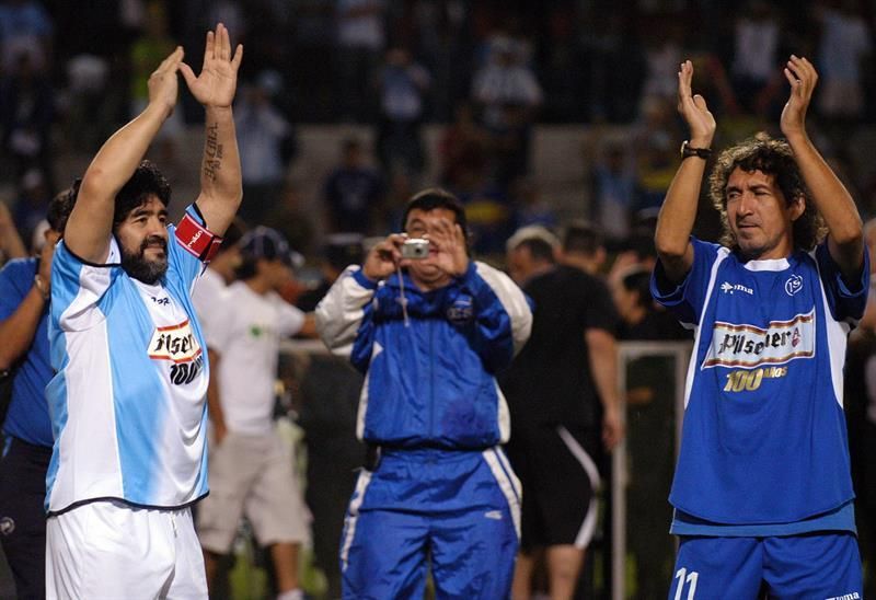 El Salvador, la tierra del 'Mágico' González, se suma al duelo por Maradona