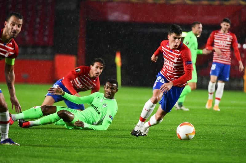 2-1. Granada no falla ante el Omonia y pone pie y medio en la siguiente fase