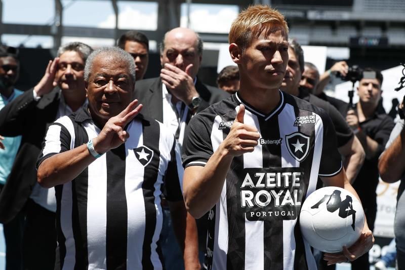 Botafogo rescinde contrato con técnico argentino Ramón Díaz antes de su debut