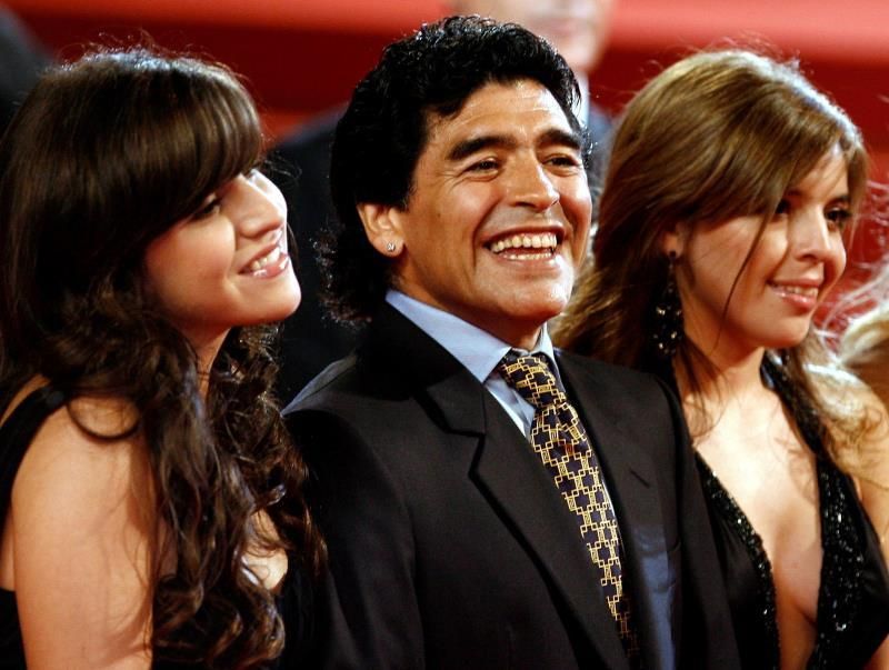 Los hijos de Maradona lo despiden con emoción a través de las redes sociales