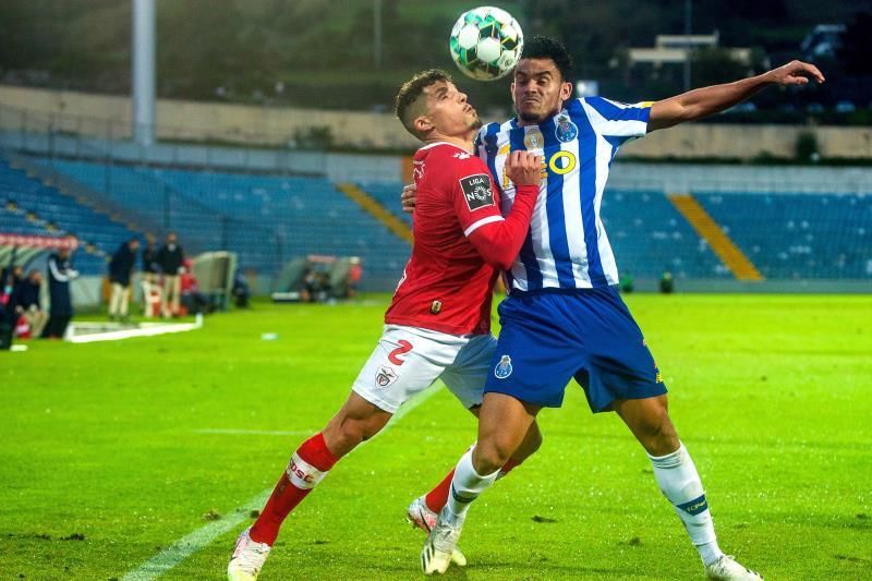 El colombiano Díaz impulsa con un golazo al Oporto y el Sporting sigue líder