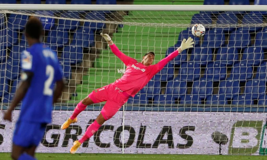 El Betis puntúa más con Bravo, pero con Joel encaja algo menos por partido