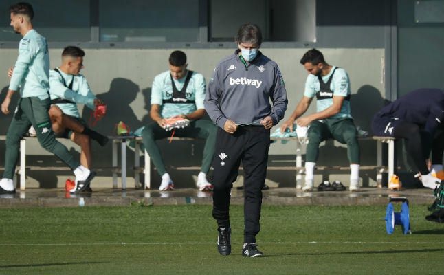 Pellegrini, sobre la baja de Bravo, Canales, Fekir, la sangría defensiva, el mercado de invierno...