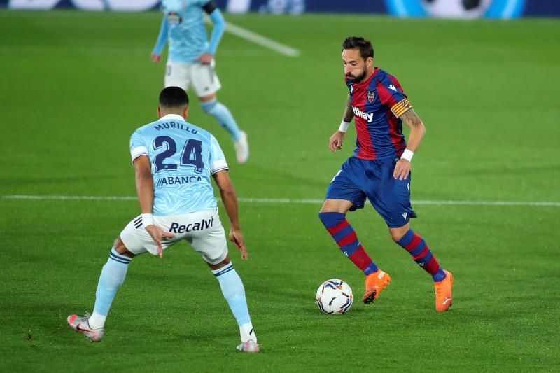 Morales se sube al podio de jugadores con más partidos del Levante