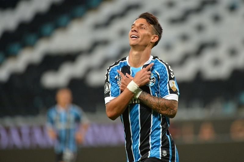 2-0. Gremio cumple el trámite ante Guaraní y se medirá en cuartos al Santos