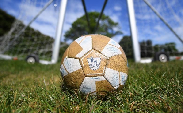 Luces y sombras en la vuelta del público al fútbol inglés