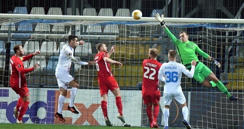 El AZ Alkmaar pierde ante el Rijeka y facilita el pase de la Real