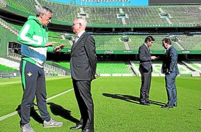 Serra y los folios: "Me habla de un entrenador que manda a tomar por culo a la afición"