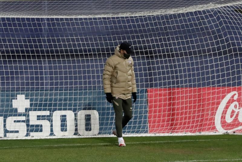 Simeone: "Siento admiración por el rival"