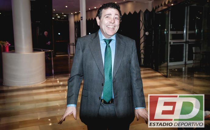 Caro Ledesma: "Además de accionista, Joaquín es empleado del Betis, no de Haro y Catalán"