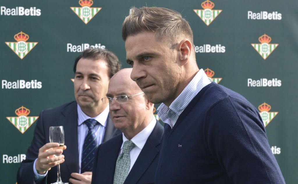 Serra, sobre Joaquín, la elección de Rubi, su nota, si se siente utilizado...