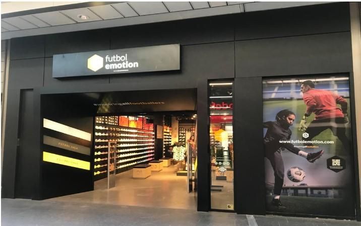 Fútbol Emotion abre hoy su segunda tienda en Barcelona en el Centro Comercial Splau