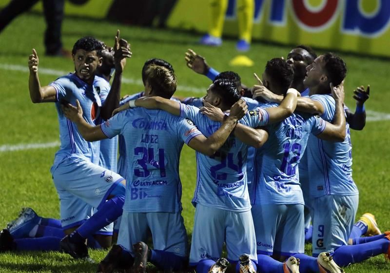 4-2. Motagua pega primero en el partido de ida de repesca del fútbol de Honduras