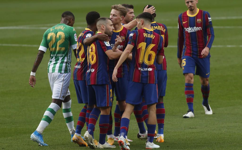 'Overbooking' en el lateral diestro del Barça: cómo afectará a Emerson