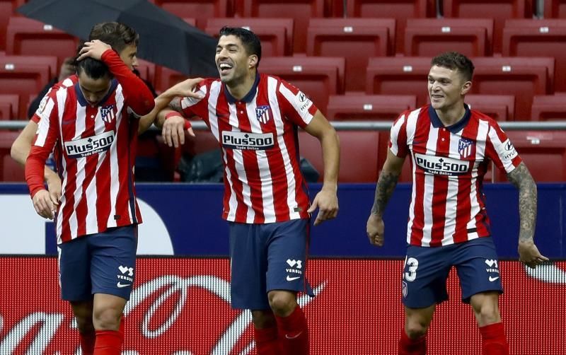 Luis Suárez dobla al Atlético