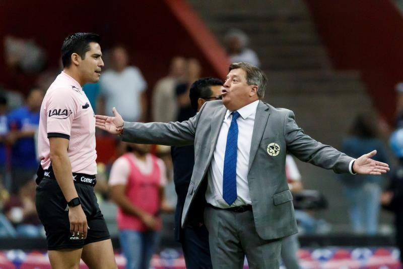 El América despide al entrenador Miguel Herrera