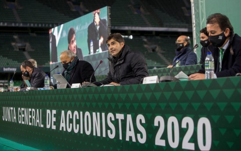 Junta Real Betis: 5 años más, pero con duras críticas para Haro y Catalán